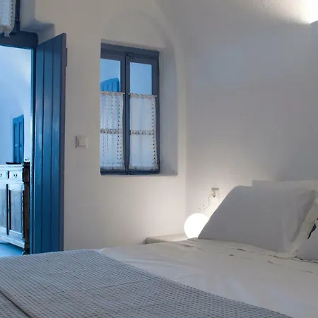 Olyra Traditional Cave Holiday home Pyrgos Kallistis