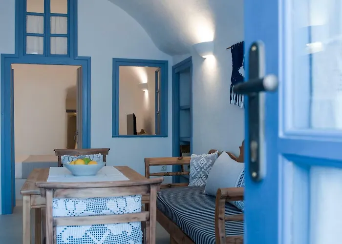 Olyra Traditional Cave * Pyrgos Kallistis